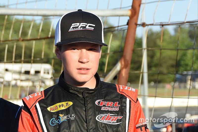 Raphaël Lessard takes 9th place at Snowball Derby