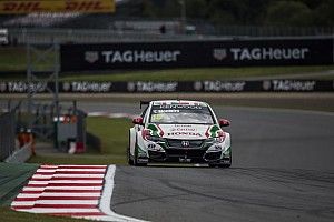 Moscow WTCC: Monteiro dominates FP2, top Citroen just seventh