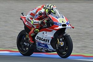 Assen MotoGP: Iannone leads Dovizioso in morning warm-up