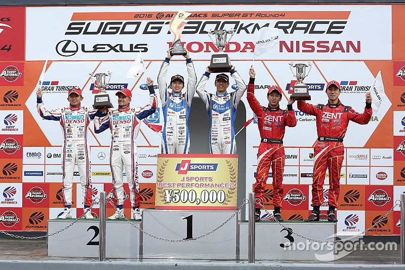 スーパーGT第4戦SUGO決勝【GT500】タイヤ無交換の英断。24号車が大逆転勝利