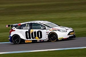Donington BTCC: Jackson cruises to victory as Subaru catches fire