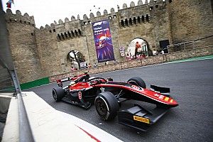 F2 Baku: Russell wint na prachtige inhaalrace, De Vries derde