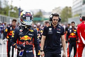 Renault, Ricciardo ile ilgilendiğini doğruladı!