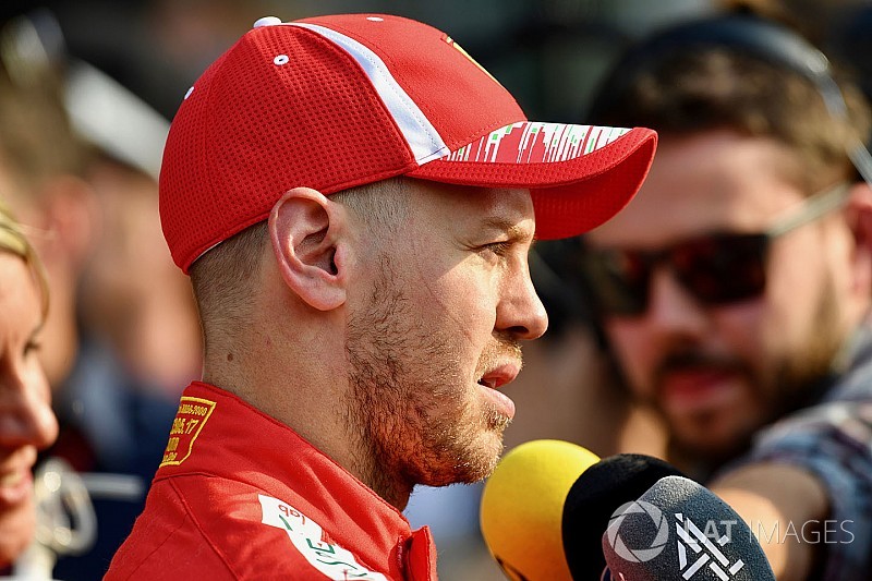 Vettel “aprecia” pedido de desculpas imediato de Verstappen