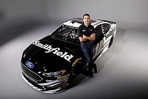 Almirola to replace Patrick at Stewart-Haas Racing in 2018