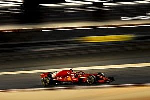 Vettel derrota Raikkonen e é pole position no Bahrein