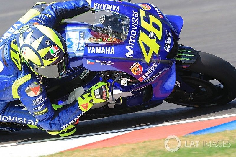 Rossi: “Márquez tiene una marcha más que el resto”