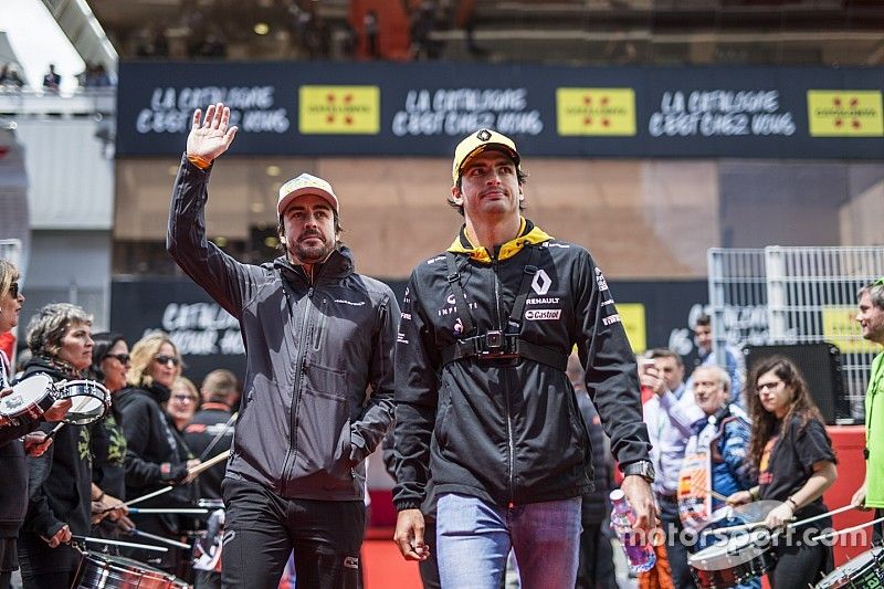 Fernando Alonso, McLaren y Carlos Sainz Jr., Renault Sport F1 Team