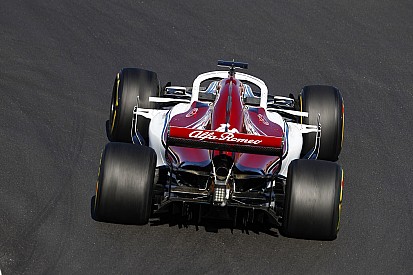 Top photos from Day 2 of second Barcelona F1 test
