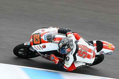 Moto3: Antonelli bate Martin pela pole por 0s001