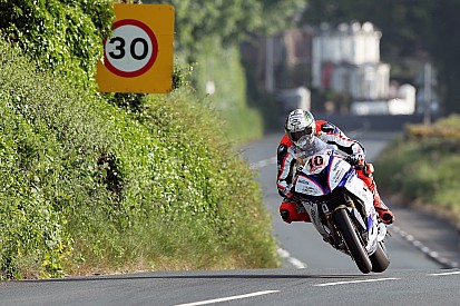 TT 2018: in Superbike è il giorno di Hickman