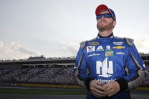 Earnhardt says his mind "feels sharp" despite nausea and balance issues