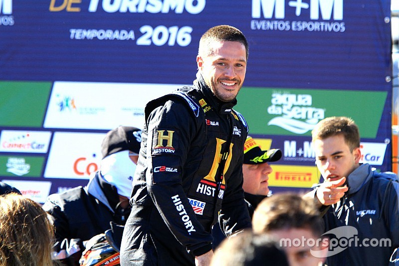 Feliz com 3º, Cozzi já pensa em vitória em Interlagos
