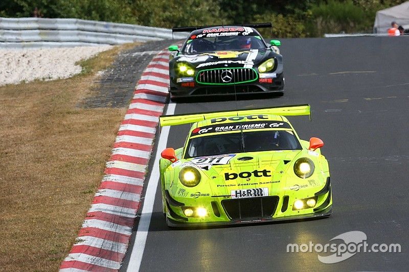 #911 Manthey Racing, Porsche GT3R: Jörg Bergemeister, Patrck Pilet