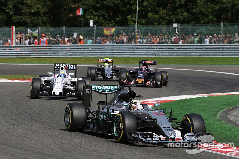 Analysis: How Hamilton made up 18 places with just four passes