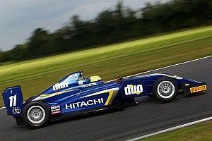 Snetterton BF3: Collard doubles up with Race 3 win