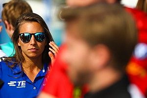 De Silvestro: Single-seat sponsor search “frustrating”