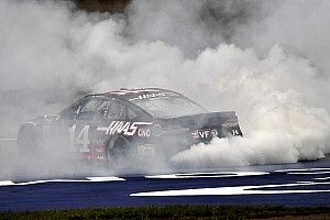 Tras "cero consistencia" en 2017, Bowyer espera brillar este año
