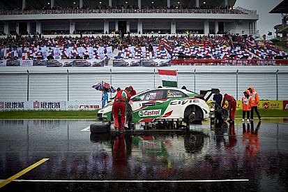 Michelisz örül a félbeszakított Főfutamnak, mert így versenyben van Monteiro