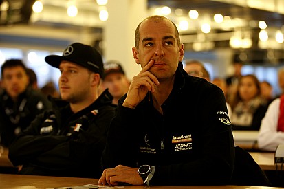 Video: Achter de schermen met Jeroen Bleekemolen bij 24 uur Nürburgring