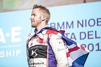 Championnats - Bird gagnant, Rosenqvist grand perdant