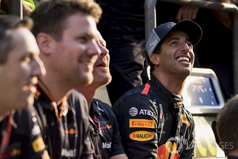 Ricciardo: Red Bull, Honda'yı yakından takip etmeli