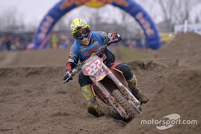 Internazionali d'Italia: Cairoli fa festa anche a Mantova, Gajser fa crac