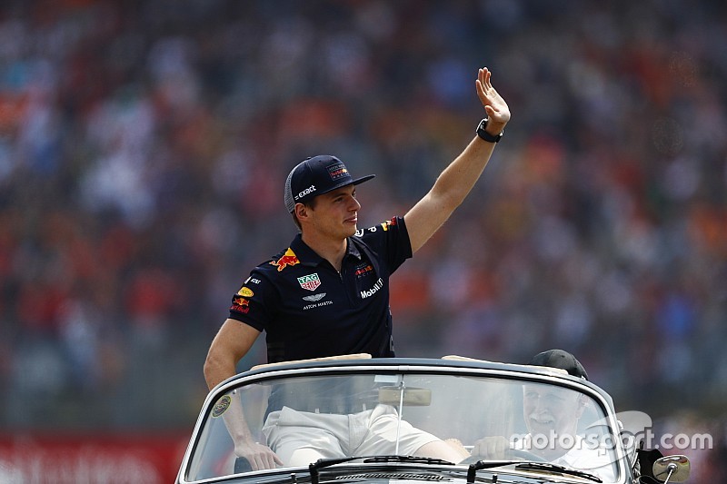 Liuzzi: Atitude de Verstappen em serviço comunitário foi impressionante