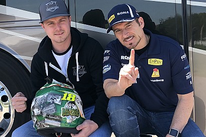 Alex Tagliani sells helmet to raise funds for Humboldt crash victims