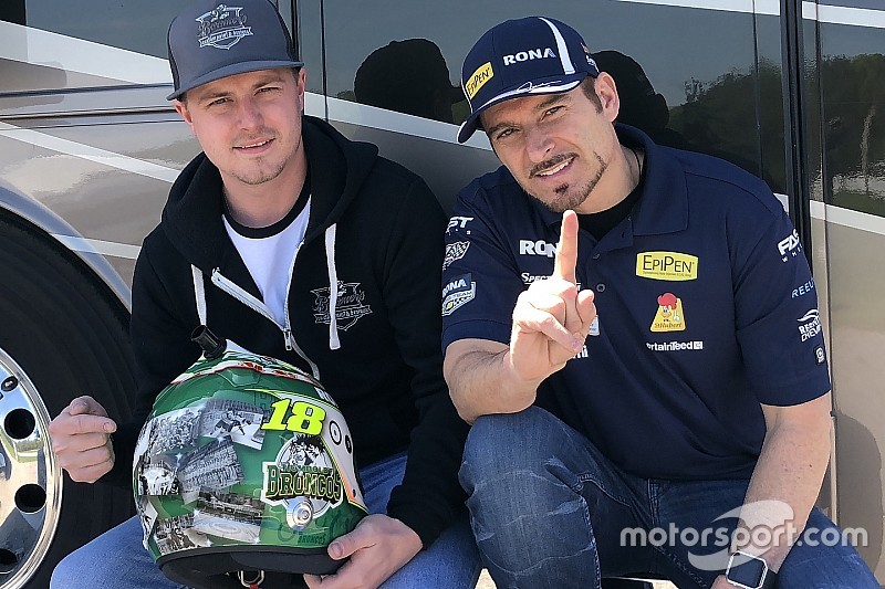 Alex Tagliani sells helmet to raise funds for Humboldt crash victims