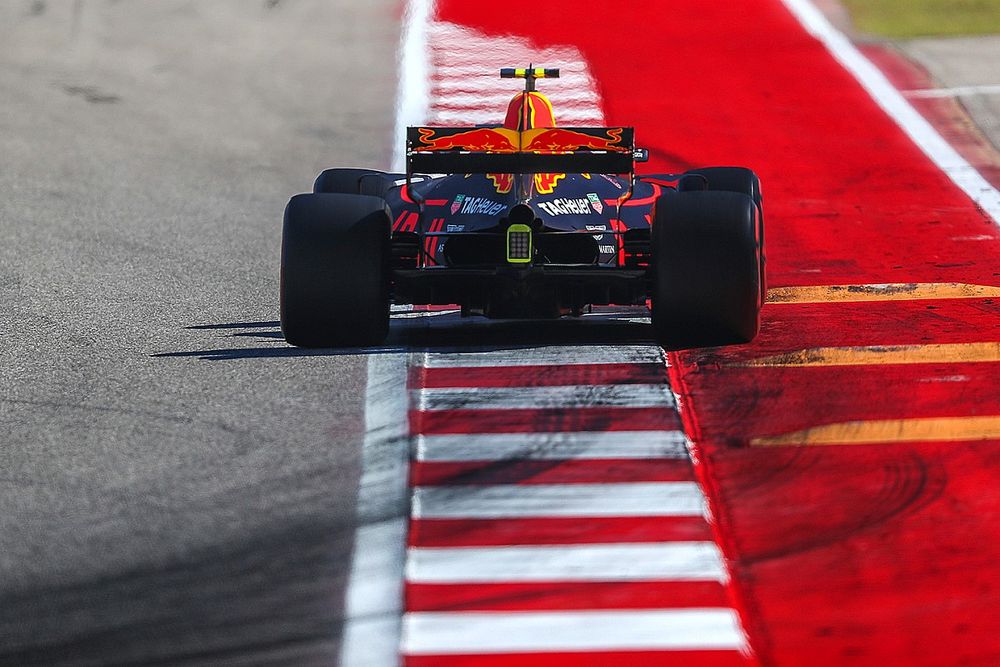 Nuovi cordoli ad Austin per evitare sorpassi oltre i limiti della pista in stile Verstappen 2017