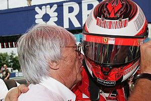 Ecclestone : J'ai "souvent" aidé Ferrari avec Mosley