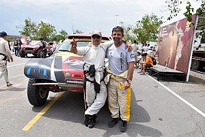 Tartarin ancora al traguardo con il suo buggy: "E' stata una vera Dakar"