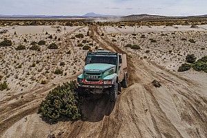 Dakar, Camion, Tappa 10: Van Genugten vince, Villagra dimezza il distacco!