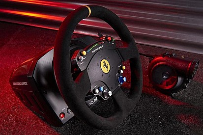 Újabb Ferrari-replika kormánnyal szimulátorozhatunk