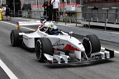 Egy varázslatos történet a látássérült F1-es rajongóval