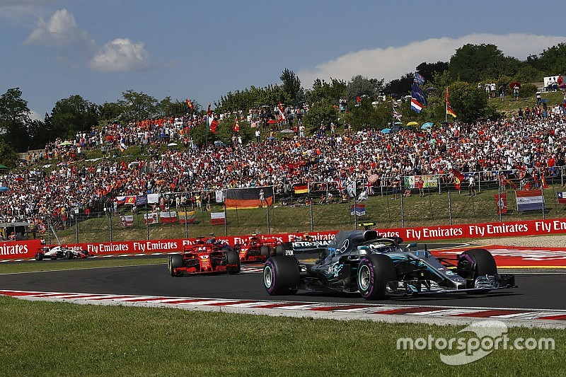 Villeneuve: „Bottas jó komornyikként lassította a Ferrarit a Magyar Nagydíjon”