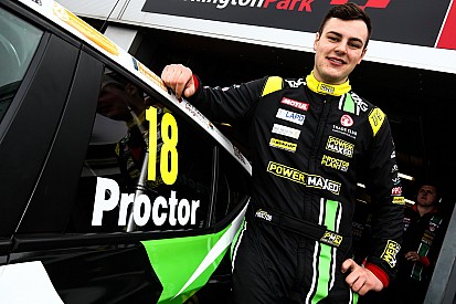Brands Hatch BTCC: Proctor scores Vauxhall's first win since 2012