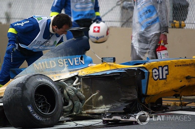 GALERÍA: el accidente de Alonso en Interlagos que lo envió al hospital