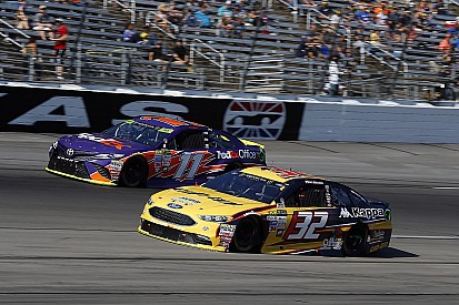 Hamlin offers donation to help DiBenedetto and team race at Phoenix