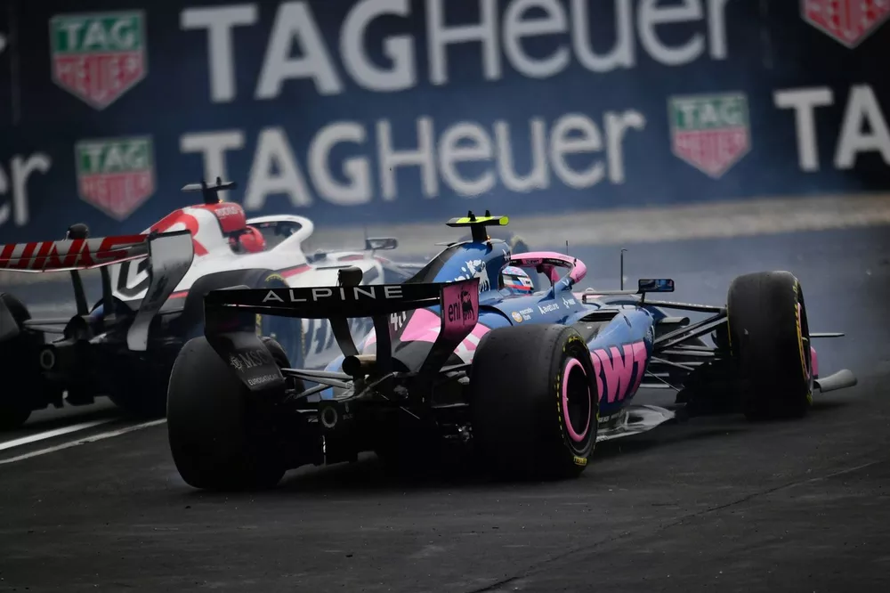 Esteban Ocon, Haas F1 Team, Franco Colapinto, Alpine