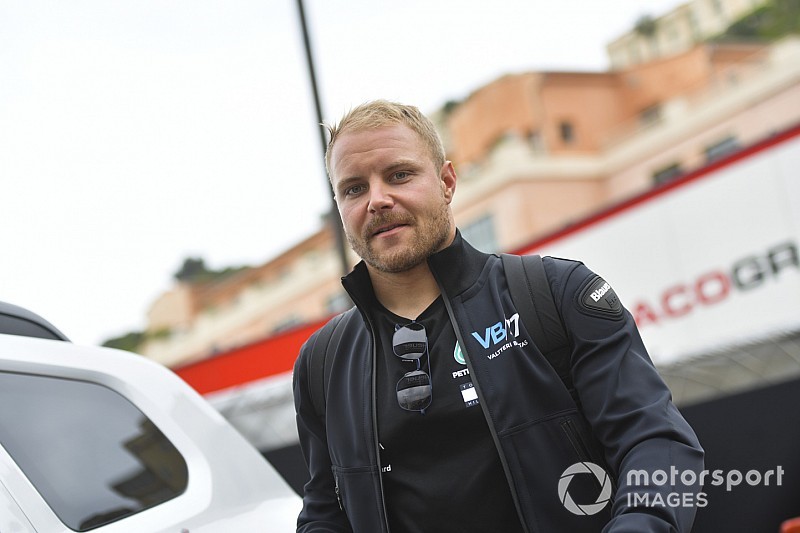 Valtteri Bottast is meglepte Hamilton döntése