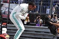 Hamilton revienta el cronómetro en Mónaco y se lleva la pole