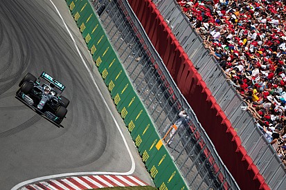 Władze F1 faworyzują Mercedesa?