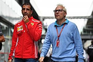 Villeneuve: "Vettel estava mais rápido e merecia ficar à frente"