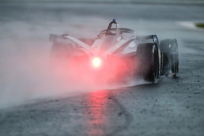 Megaajánlat Alonsónak a Formula E-ben