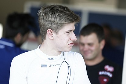 Il team Hitech ha ufficializzato l'ingaggio di Juri Vips per il campionato FIA F3 2019