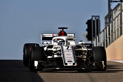Rengeteg új kép az F1-es tesztről: Bottas vezet Vettel előtt, Räikkönen a 9.