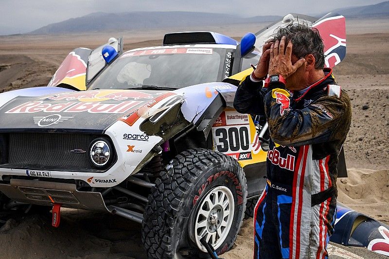 Sainz y Cruz vuelven a sufrir problemas con el sistema de hinchado-deshinchado