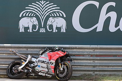Lorenzo taken to hospital after FP2 shunt